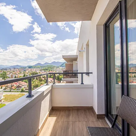 Apartment 12bv Pop Old *