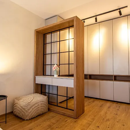 Apartment 12bv Pop Old *