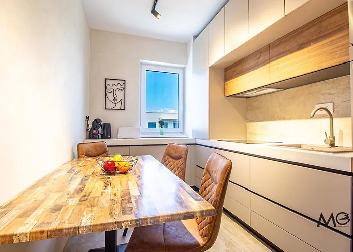 12bv Pop Old Apartment Brasov