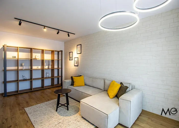 12bv Pop Old * Brasov